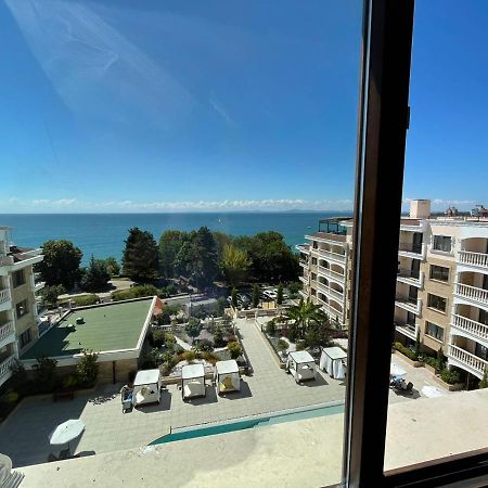 Luxury Penthouse Apartments At Valencia Gardens 부르가스 외부 사진