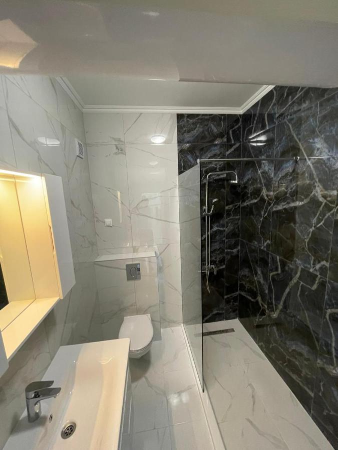 Luxury Penthouse Apartments At Valencia Gardens 부르가스 외부 사진